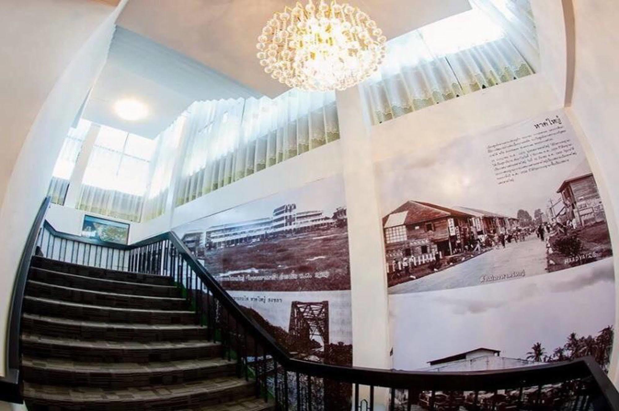 The Train Hotel Hatyai Hat Yai Exterior foto